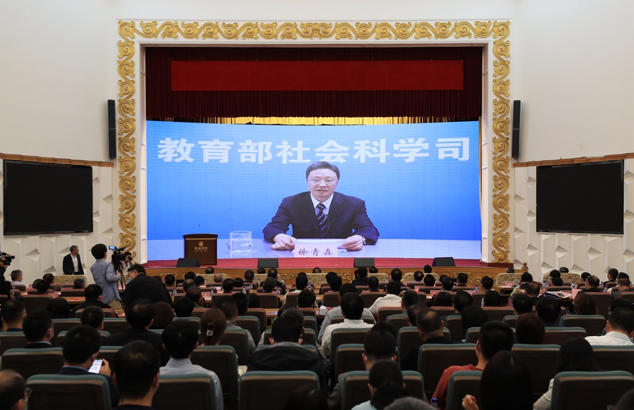 //news.pzhan18.com/__local/1/63/6A/73FEE558361391B799157B6D542_F8F07FC8_5B588.jpg