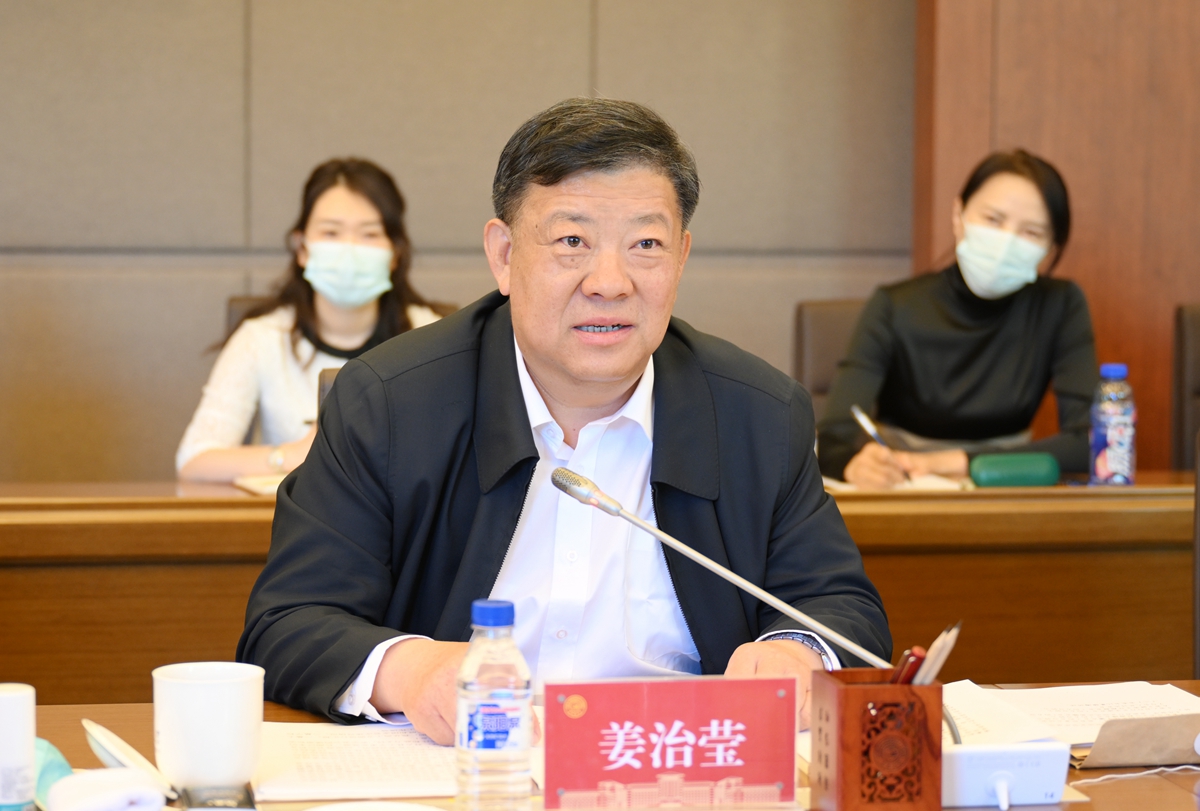 //news.pzhan18.com/__local/B/2D/62/33EE4E48C70419B8E63F7FD425C_94AB7BB9_86B24.jpg